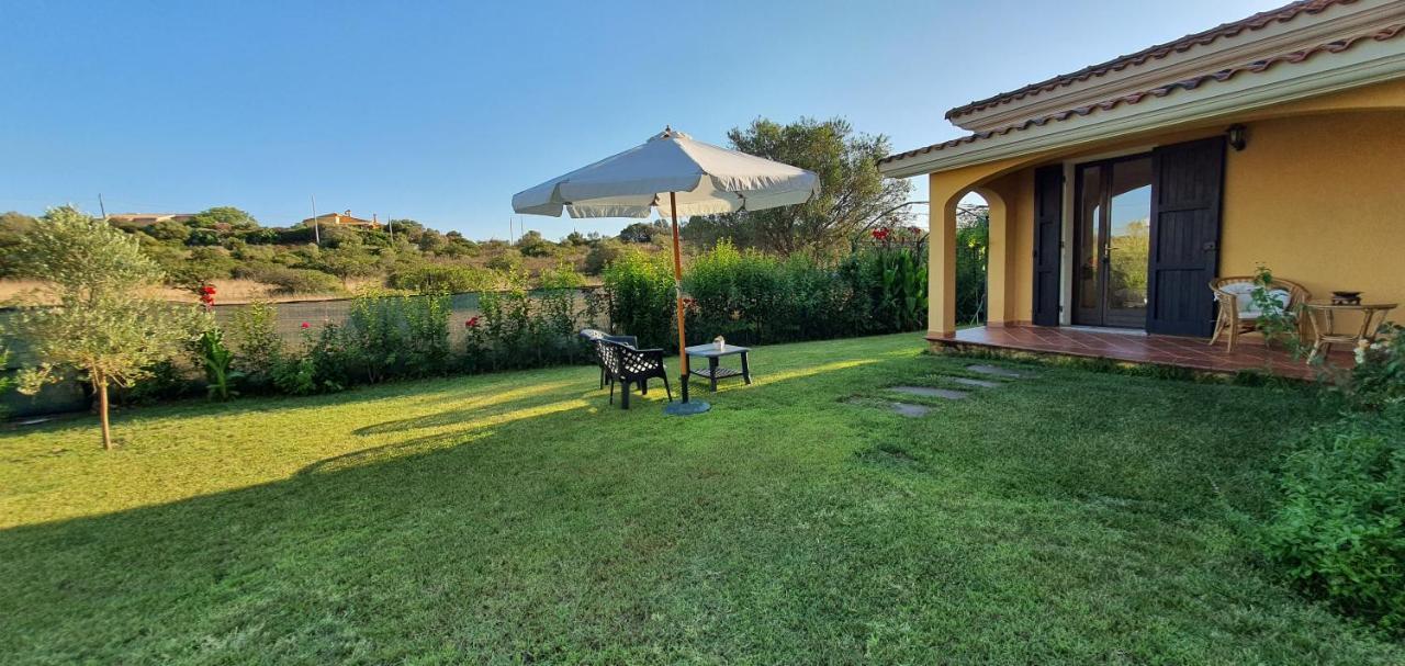 Artemisia Bed And Breakfast SantʼAnna Arresi Exterior foto