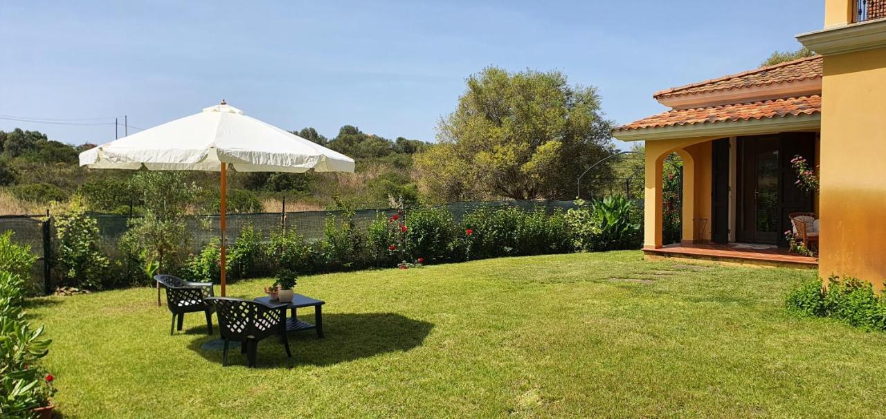 Artemisia Bed And Breakfast SantʼAnna Arresi Exterior foto