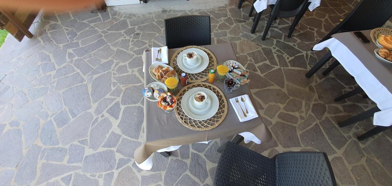 Artemisia Bed And Breakfast SantʼAnna Arresi Exterior foto