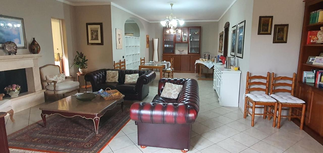 Artemisia Bed And Breakfast SantʼAnna Arresi Exterior foto